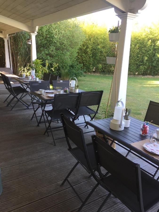 Le Temps Des Hotes Vertou Eksteriør billede